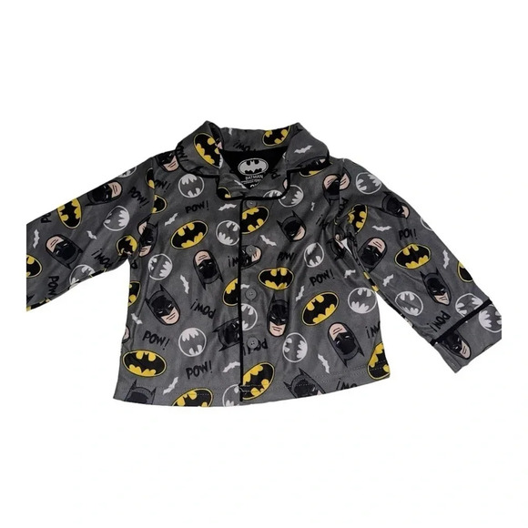 BATMAN ALL OVER PRINT KIDS PAJAMA SET SIZE 2T - Picture 2 of 7